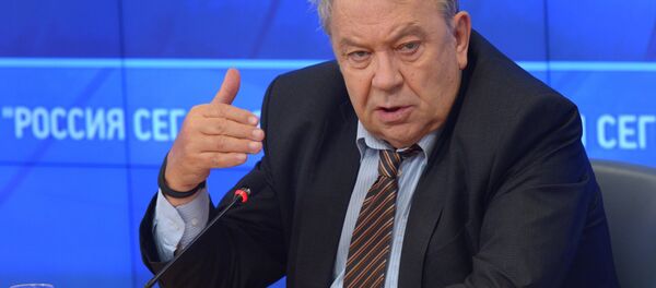 Председник РАН Владимир Фортов - Sputnik Србија
