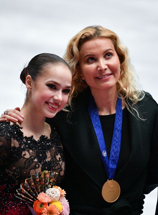 Zlatna medalja Aline Zagitove na svetskom prvenstvu u Sajtamu - Sputnik Srbija
