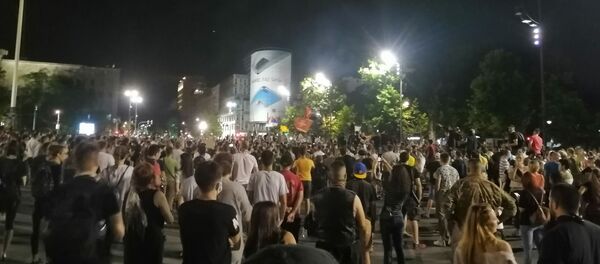 Protest ispred Skupštine Srbije - Sputnik Srbija