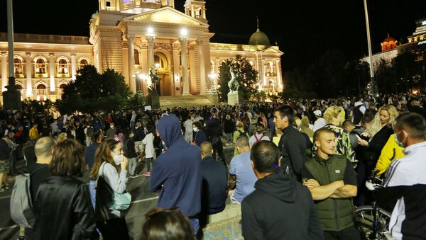 Протести испред Скупштине у Београду - Sputnik Србија
