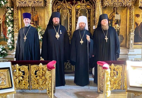 Путинов орден српском владици Антонију - Sputnik Србија