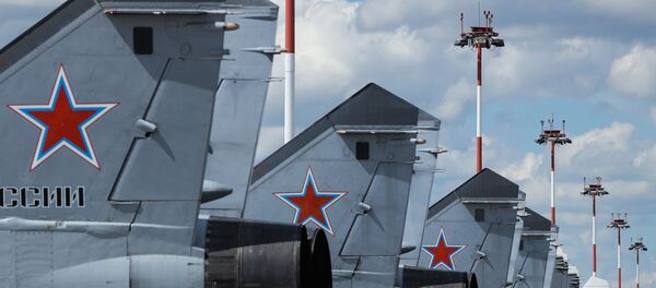 Ловци–пресретачи МиГ-31 Ловци–пресретачи МиГ-31 - Sputnik Србија