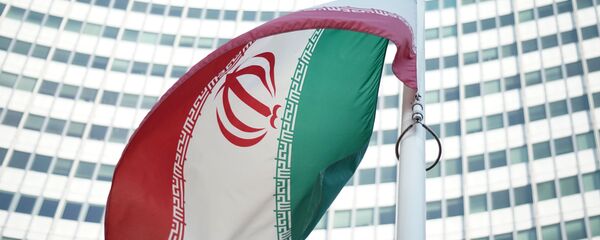Iranska zastava ispred sedišta Međunarodne agencije za nuklearnu energiju u Beču Iranska zastava ispred sedišta Međunarodne agencije za nuklearnu energiju u Beču - Sputnik Srbija