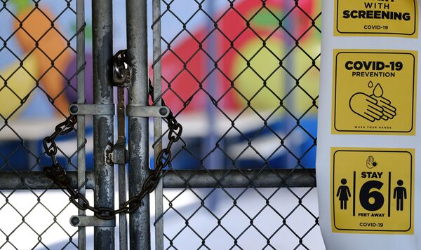Велики повратак короне у Европу: Италија и Француска на удару — Србија одолева Велики повратак короне у Европу: Италија и Француска на удару — Србија одолева - Sputnik Србија