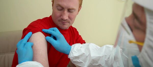 Добровољци у експерименталној фази вакцине у Русији - Sputnik Србија