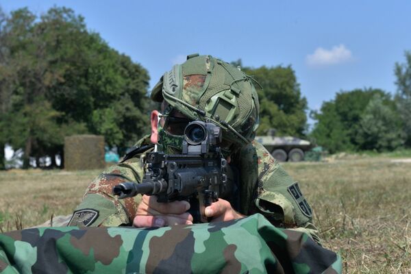 Српска војска добила пушку какву немају ни много веће армије /фото/ Српска војска добила пушку какву немају ни много веће армије /фото/ - Sputnik Србија