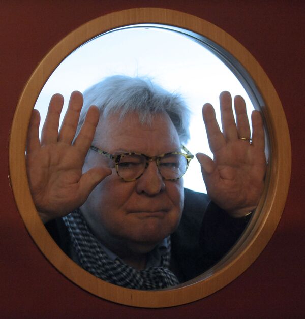 Alan Parker, reditelj koji je slikama turskih tamnica opomenuo svet da je pakao – na zemlji Alan Parker, reditelj koji je slikama turskih tamnica opomenuo svet da je pakao – na zemlji - Sputnik Srbija