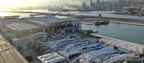 Zgrade uništene u eksploziji u blizini luke u Bejrutu - Sputnik Srbija