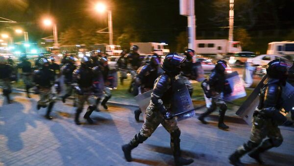 Policija na protestima u Minsku - Sputnik Srbija