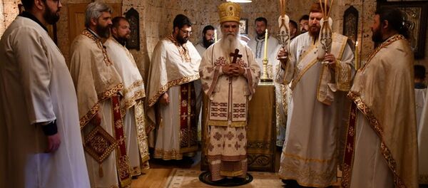 Mitropolit crnogorsko primorski Amfilohije Radović Mitropolit crnogorsko primorski Amfilohije Radović - Sputnik Srbija