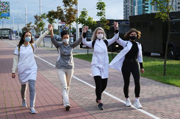 Поново разбијене демонстрације у Белорусији /видео, фото/ Поново разбијене демонстрације у Белорусији /видео, фото/ - Sputnik Србија