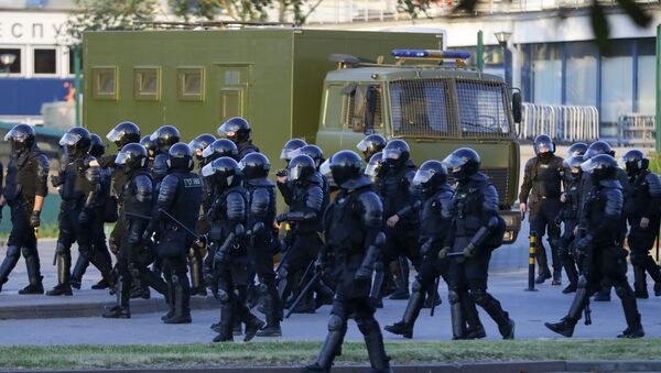 Pripadnici beloruske policije na protestima u Minsku - Sputnik Srbija