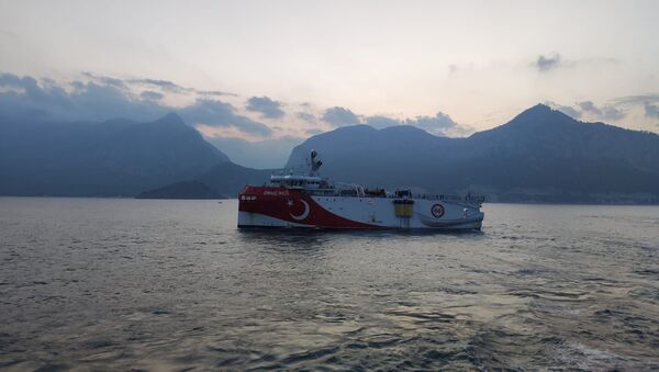 Турски брод за сеизмичка испитивања Оруч реис на Средоземном мору - Sputnik Србија