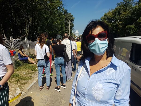 Hiljade Beograđana pohrlile do ključnog papira: Brže do mora nego do testa Hiljade Beograđana pohrlile do ključnog papira: Brže do mora nego do testa - Sputnik Srbija