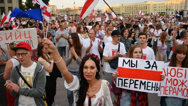 Протест на Тргу независности у Минску 18. августа - Sputnik Србија
