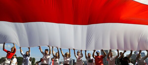 Присталице белоруске опозиције на протесту у Минску - Sputnik Србија