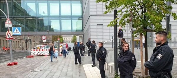 Немачки лекари у понедељак о стању Наваљног, у току испитивања - Sputnik Србија