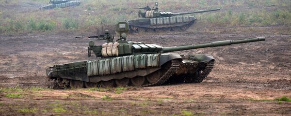 Tenkovi T-72B na poligonu Oružanih snaga Belorusije u Borisovu - Sputnik Srbija