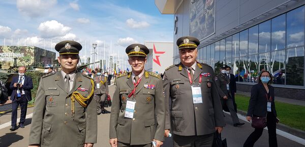 Шојгу свечано отворио Међународни војно-технички форум „Армија-2020“ /фото/ Шојгу свечано отворио Међународни војно-технички форум „Армија-2020“ /фото/ - Sputnik Србија
