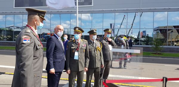 Шојгу свечано отворио Међународни војно-технички форум „Армија-2020“ /фото/ Шојгу свечано отворио Међународни војно-технички форум „Армија-2020“ /фото/ - Sputnik Србија