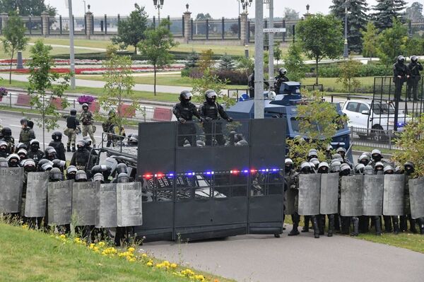 Demonstranti prišli rezidenciji Aleksandra Lukašenka u Minsku - Sputnik Srbija