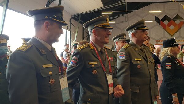 General Milan Mojsilović u Rusiji dočekan uz „Marš na Drinu“ - Sputnik Srbija