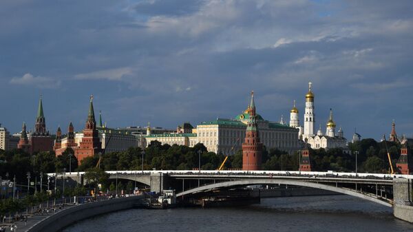 Поглед на Камени мост и Кремљ у Москви - Sputnik Србија