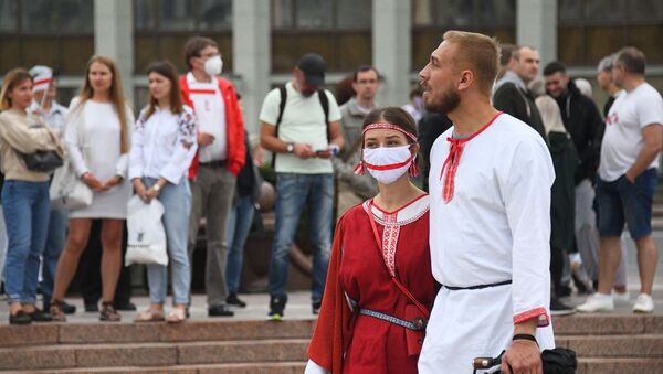 Участники акции протеста в Минске - Sputnik Србија