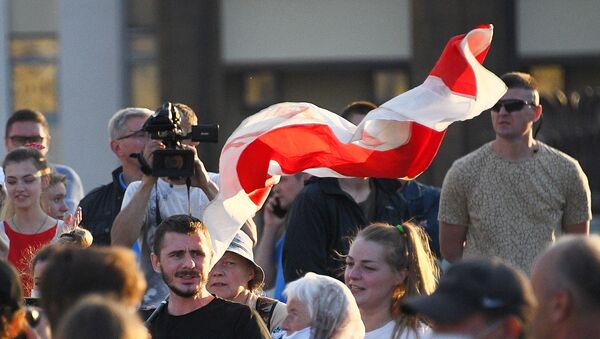 Pristalice beloruske opozicije na protestu u Minsku - Sputnik Srbija