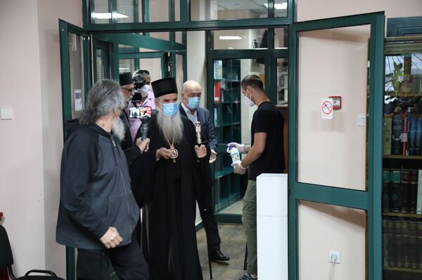 Glasao mitropolit Amfilohije /video/ Glasao mitropolit Amfilohije /video/ - Sputnik Srbija