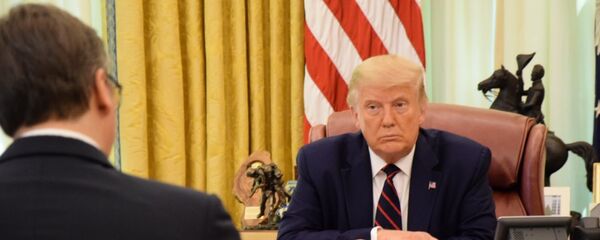 Председник Србије Александар Вучић са америчким председником у Овалној соби Председник Србије Александар Вучић са америчким председником у Овалној соби - Sputnik Србија