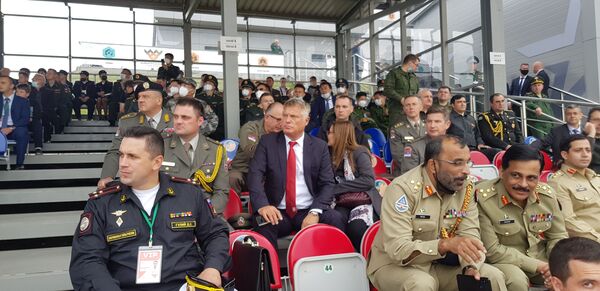 Rusi pobednici tenkovskog biatlona, srpski tenkisti ove godine bez medalje /foto/ Rusi pobednici tenkovskog biatlona, srpski tenkisti ove godine bez medalje /foto/ - Sputnik Srbija
