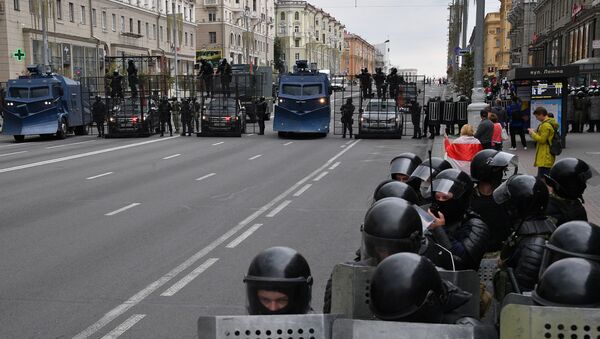 Pripadnici interventne policije na protestima beloruske opozicije u Minsku - Sputnik Srbija