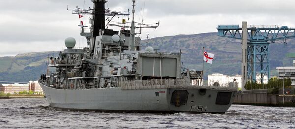 Фрегата британске ратне морнарице Садерленд Ф81 Фрегата британске ратне морнарице Садерленд Ф81 - Sputnik Србија