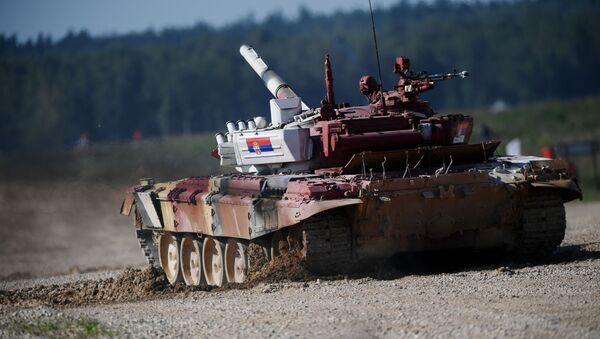 Tenk vojne reprezentacije Srbije na tenkovskom biatlonu u Rusiji - Sputnik Srbija