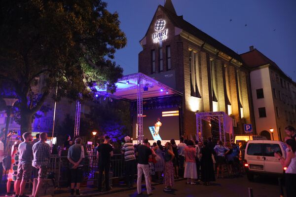 Ivan Medenica o Bitef-Prologu: Pozorište ponovo na trgu, Mirin skver nova agora - Sputnik Srbija