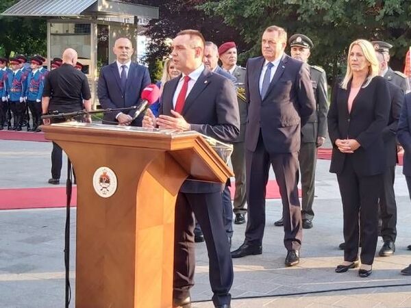 Додик: Вековима да славимо Дан српског јединства /видео/ Додик: Вековима да славимо Дан српског јединства /видео/ - Sputnik Србија
