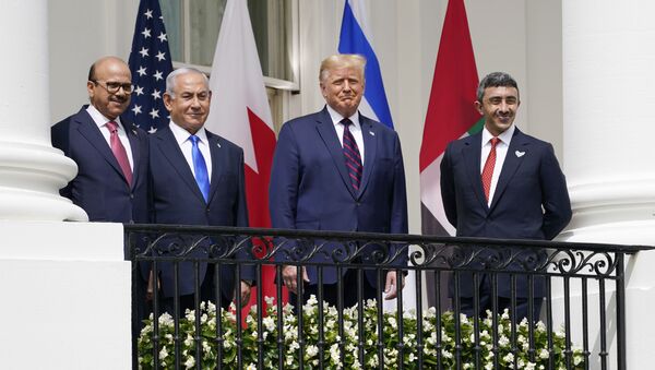 Доналд Трамп и лидери Израела, УАЕ и Бахреина у Белој кући - Sputnik Србија