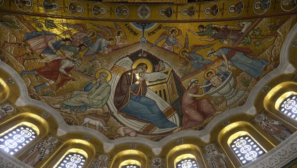 Радови на куполи Храма Светог Саве су завршени - Sputnik Србија