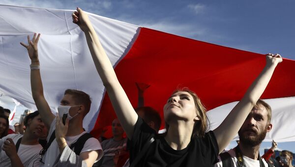 Присталице белоруске опозиције на протесту у Минску - Sputnik Србија