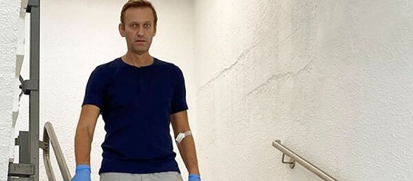 Руски блогер и опозиционар Алексеј Наваљни у берлинској клиници Шарите - Sputnik Србија