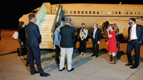 Doček američke delegacije na čelu sa Ričardom Grenelom na beogradskom aerodromu - Sputnik Srbija
