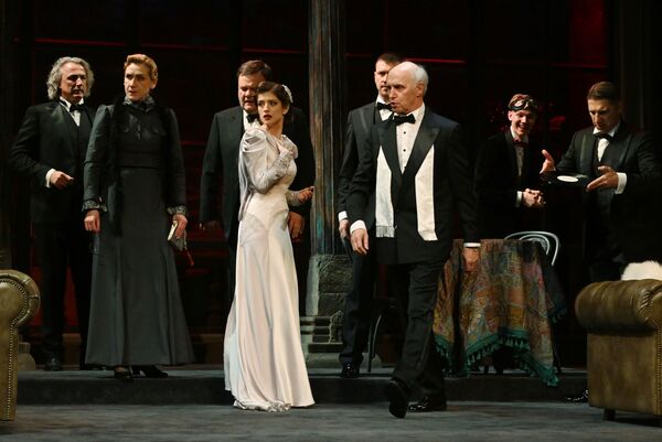 Тајна Агате Кристи: Смерна енглеска дама или лукави шпијун / видео / Тајна Агате Кристи: Смерна енглеска дама или лукави шпијун / видео / - Sputnik Србија