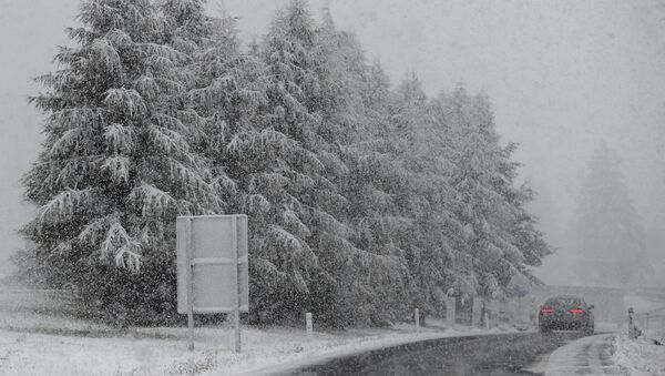 Први снег у Аустрији - Sputnik Србија