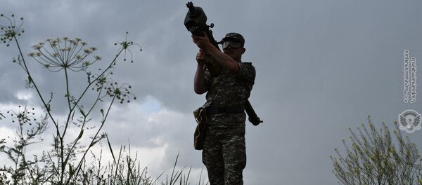 Јерменски војник  - Sputnik Србија