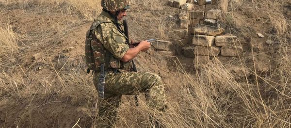 Војник Армије одбране Карабаха на првој линији фронта Војник Армије одбране Карабаха на првој линији фронта - Sputnik Србија