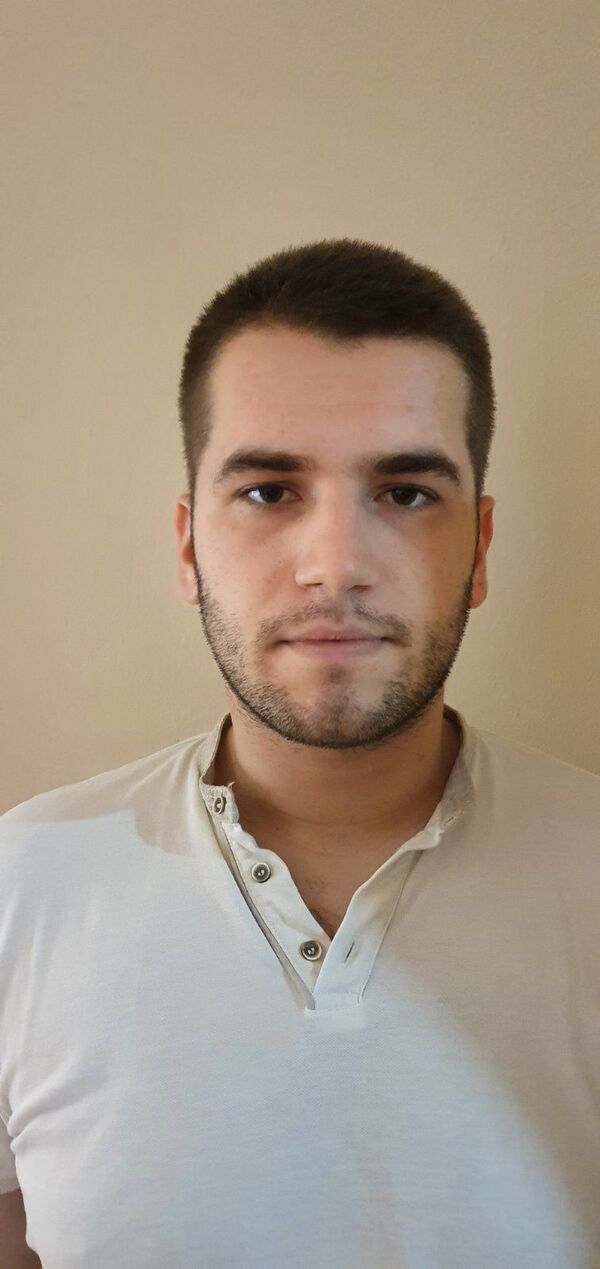 „To je istorija, ne uče nas dovoljno o tome…“: Šta studenti rođeni 2000. godine znaju o 5. oktobru - Sputnik Srbija