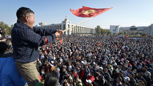 Protesti u Biškeku nakon parlamentarnih izbora u Kirgiziji - Sputnik Srbija