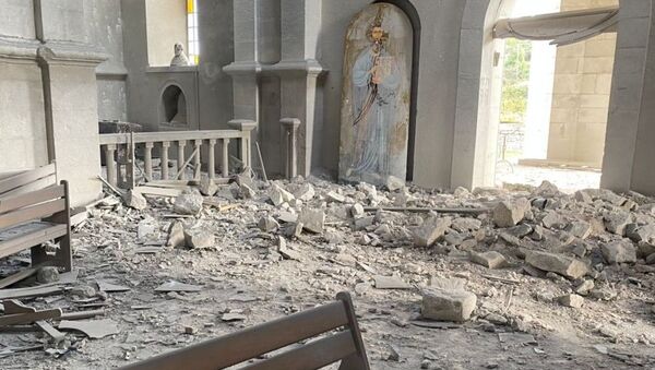 Разрушена црква Светог Христа Спаситеља у граду Шуши у Нагорно-Карабаху - Sputnik Србија