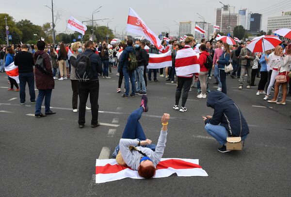 Папа нуди нову стратегију одвајања Минска од Москве. Више ни Лукашенко не смета  - Sputnik Србија